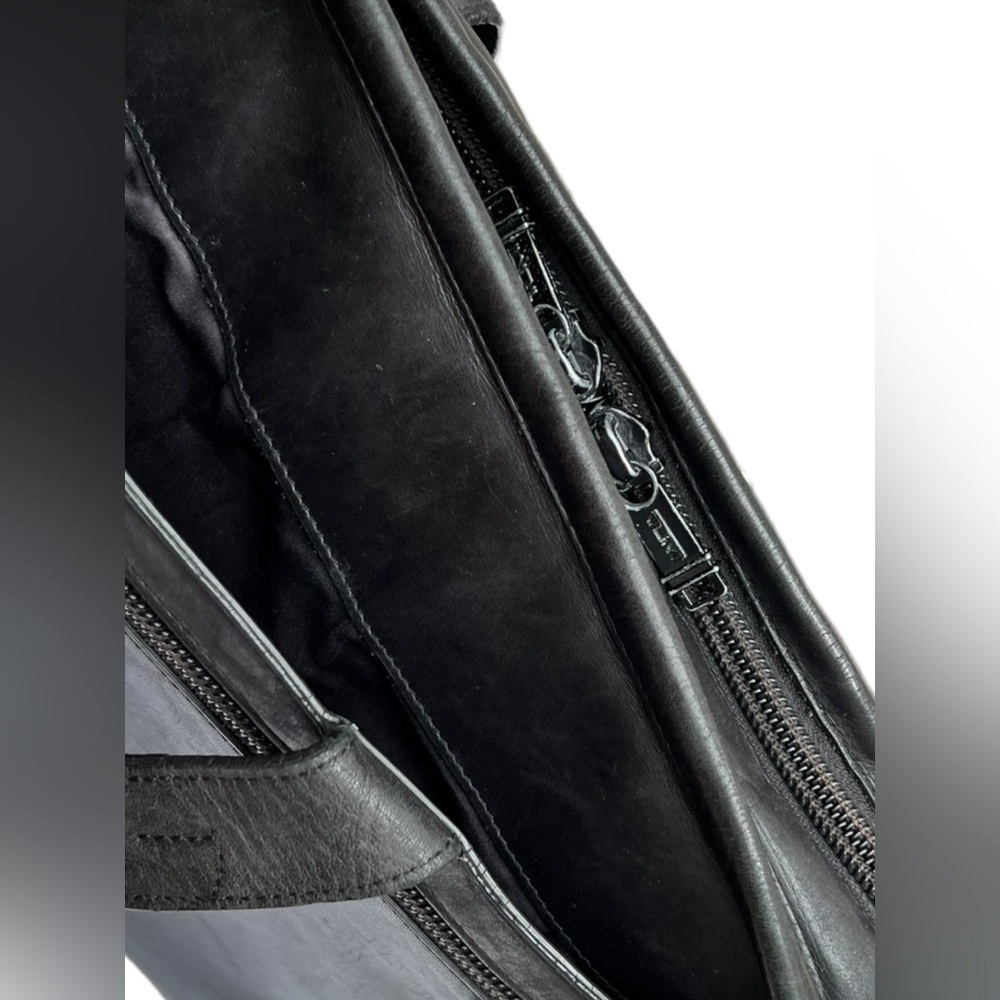 Tumi 96111DH ALPHA Slim Large Screen Black Leather Portfolio Briefcase Laptop - Picture 5 of 16